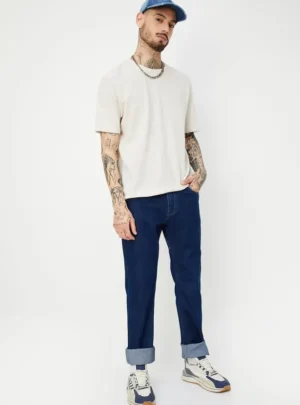 Harbor Blue – Classic Straight-Leg Jeans with Refined Cuff Detail